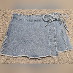 NWOT - Altar'd State Dylan Side Tie Skort